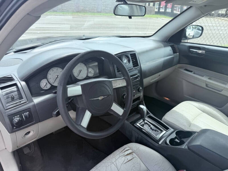 2005 Chrysler 300