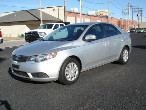 2012 Kia Forte for sale at Shelton Motor Company in Hutchinson KS