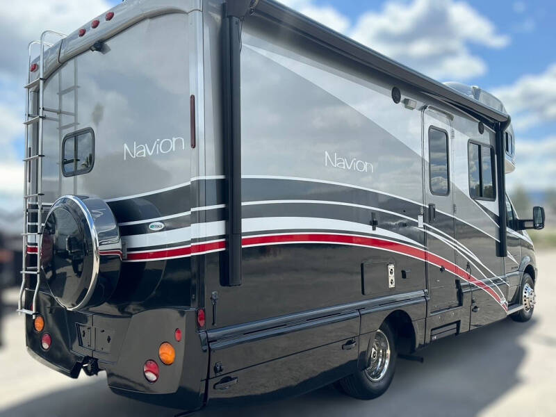 2010 Itasca NAVION 24A