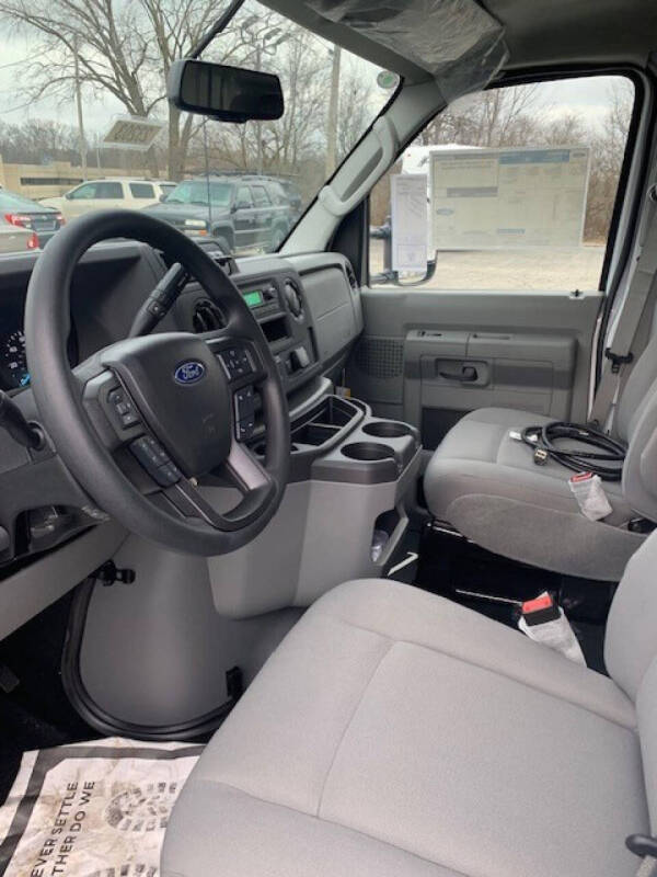 2025 Ford E-Series