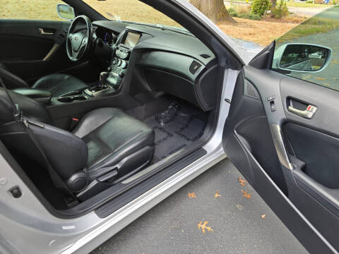 2016 Hyundai Genesis Coupe