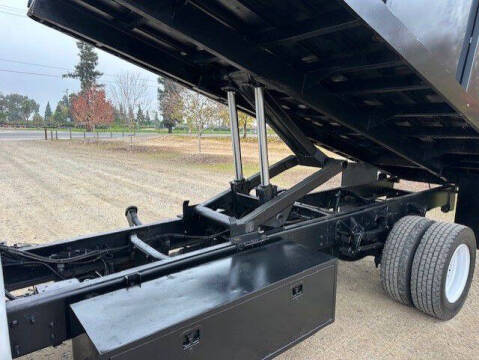 2013 Ford F-650 Super Duty