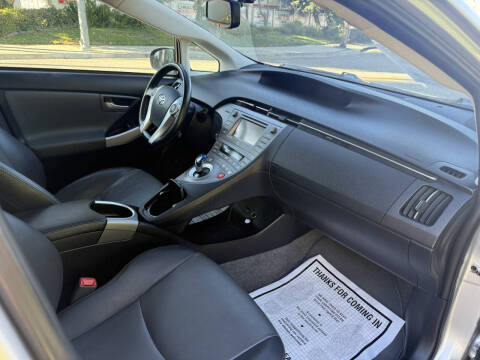 2012 Toyota Prius Two