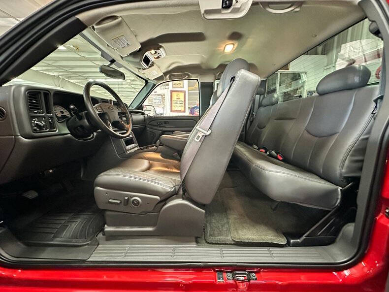 2004 Chevrolet Silverado 1500 SS