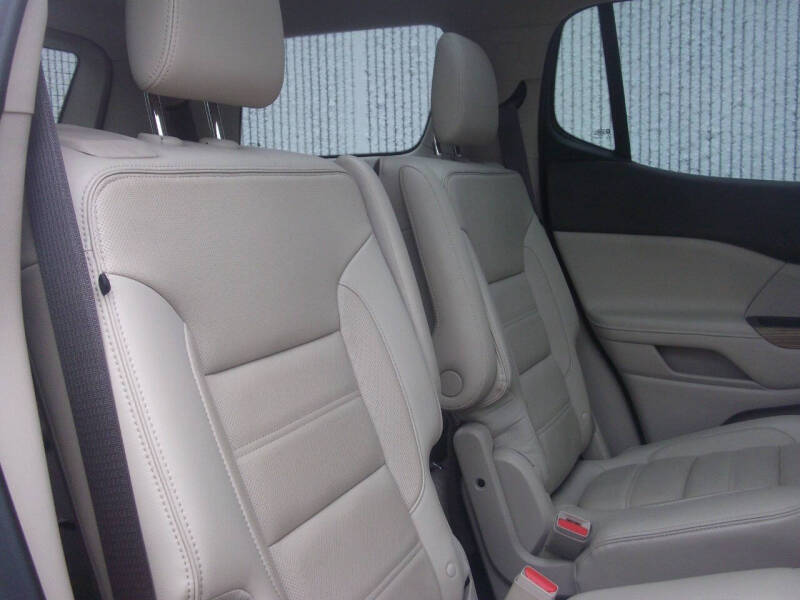 2019 GMC Acadia Denali