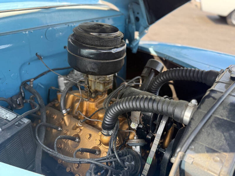 1946 Ford Super Deluxe