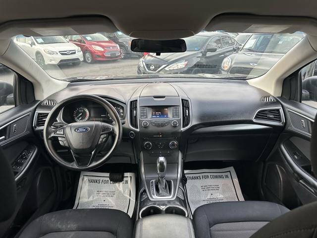 2017 Ford Edge SE