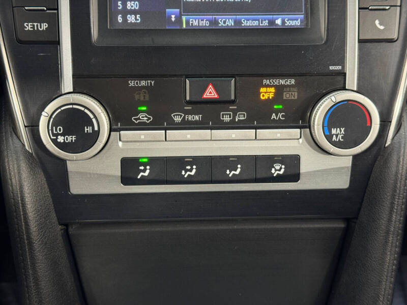 2014 Toyota Camry SE