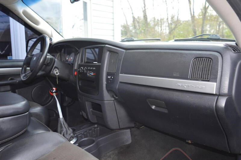 2004 Dodge Ram 1500 SRT-10