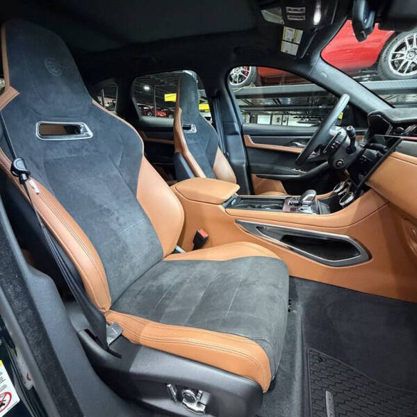 2025 Jaguar F-PACE SVR 575 EDITION