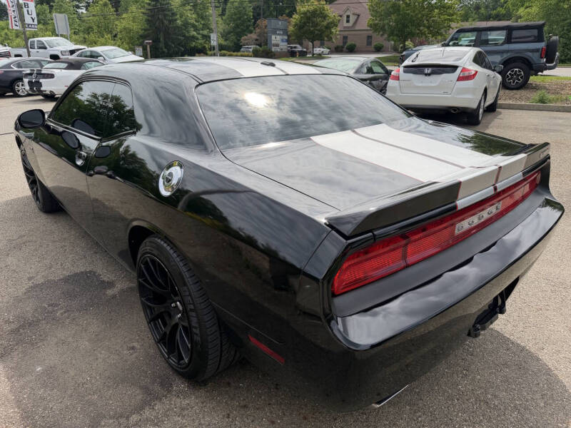 2011 Dodge Challenger SRT8 392