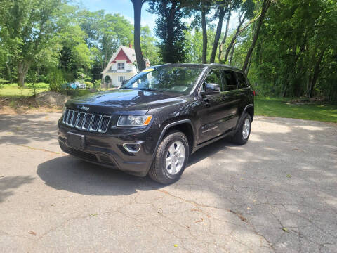 2015 Jeep Grand Cherokee for sale at Lou's Auto Sales in Swansea MA