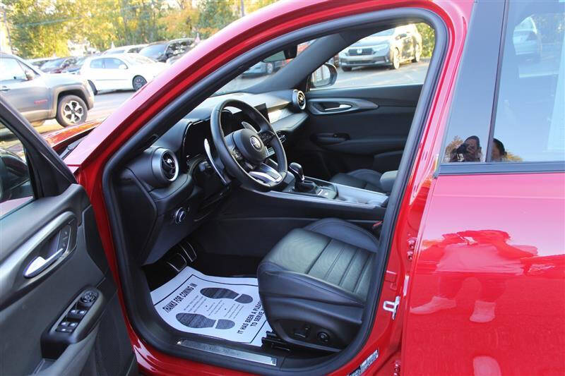 2024 Alfa Romeo Tonale Hybrid Veloce