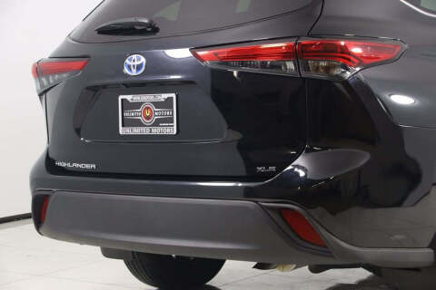 2023 Toyota Highlander Hybrid XLE