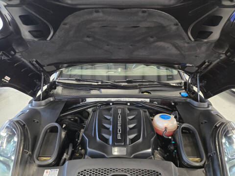 2017 Porsche Macan S