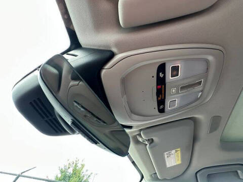 2023 Volvo XC60 B5 Ultimate Bright Theme