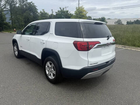 2017 GMC Acadia SLE-1