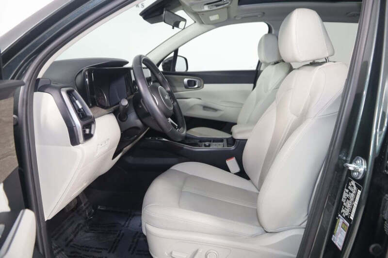 2023 Kia Sorento X-Line S