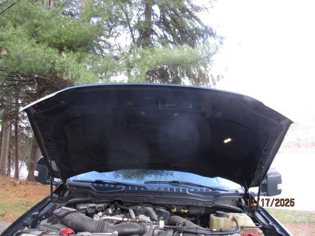 2017 Ford F-350 Super Duty Lariat