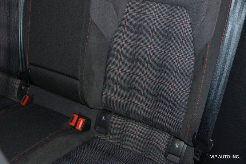 2023 Volkswagen Golf GTI S