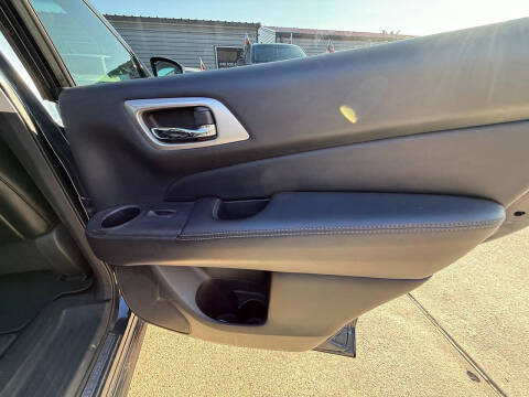 2014 Nissan Pathfinder SL