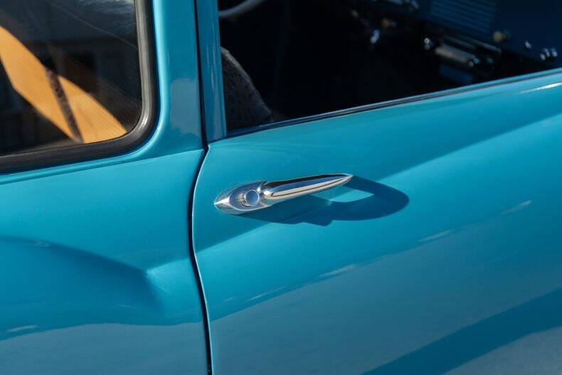 1951 Kaiser Henry-J Coupe