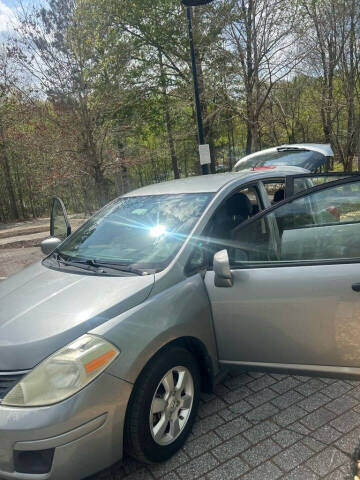 2009 Nissan Versa 1.8 S