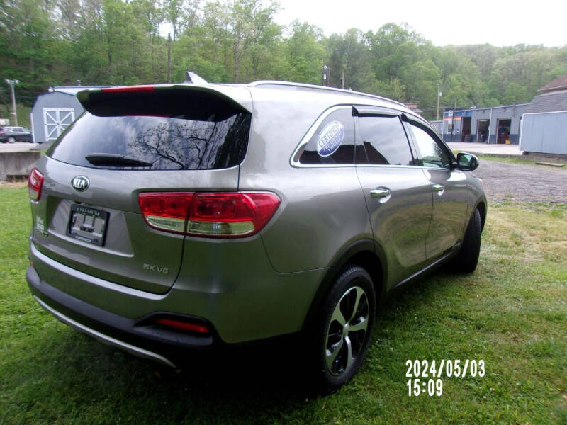 2017 Kia Sorento EX photo 4