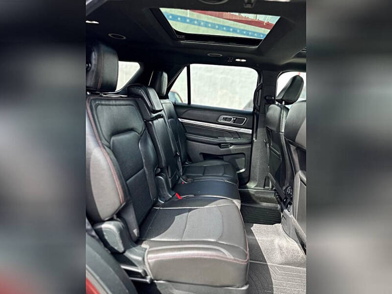 2018 Ford Explorer Sport