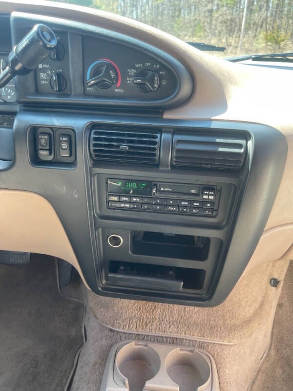 1997 Ford Aerostar XLT