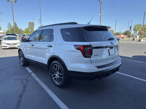 2018 Ford Explorer Sport