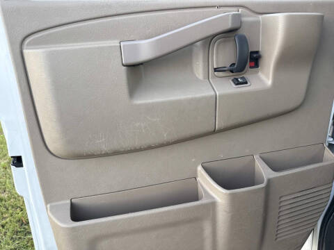 2017 Chevrolet Express 2500