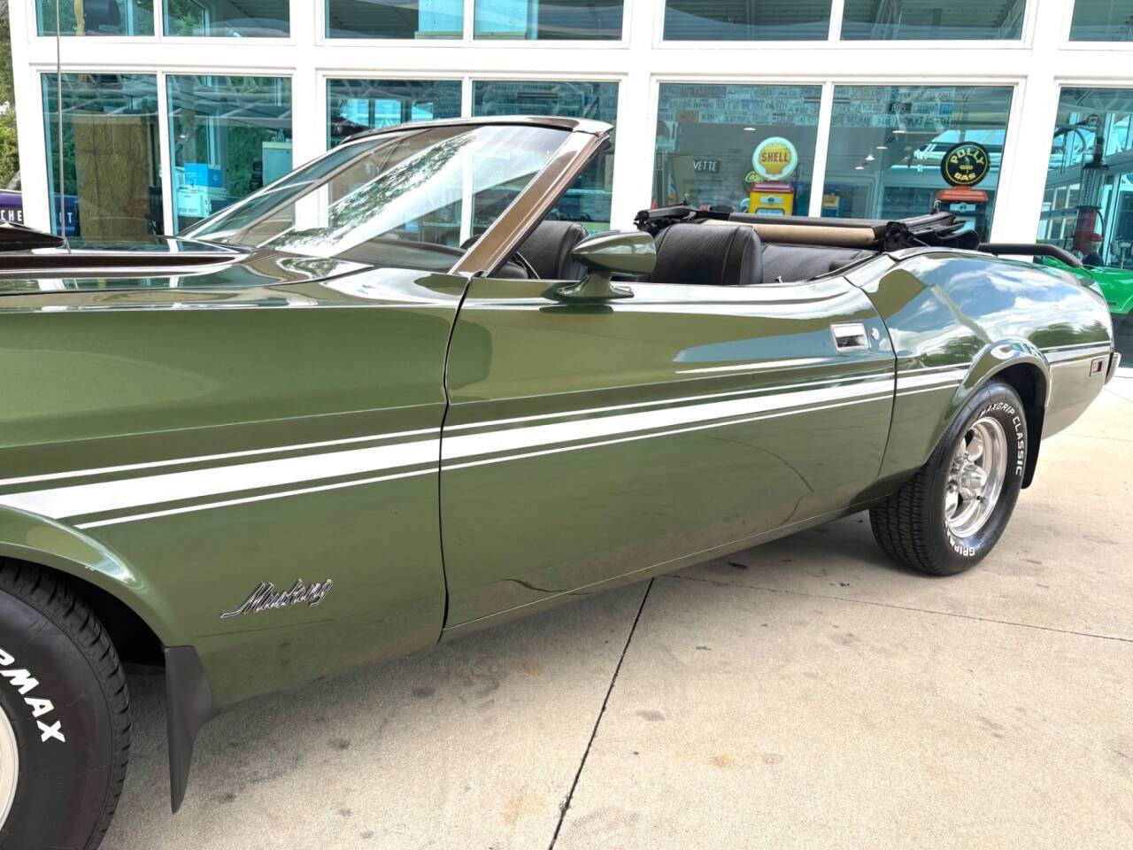 1973 Ford Mustang 13
