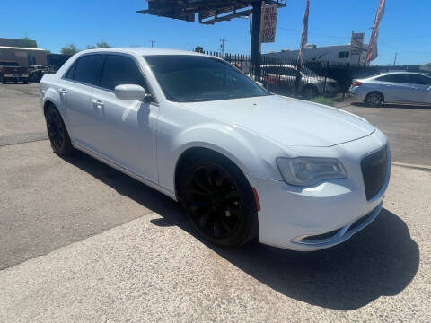 2016 Chrysler 300 Limited