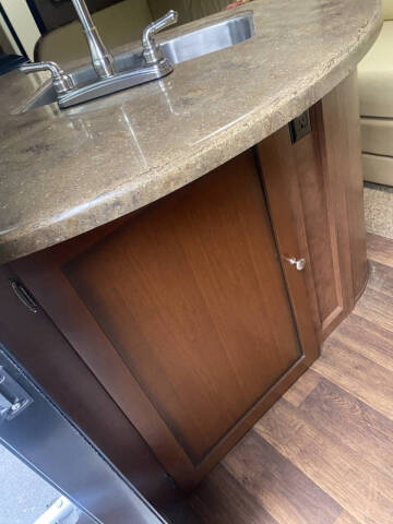 2014 Kodiak 284bhsl