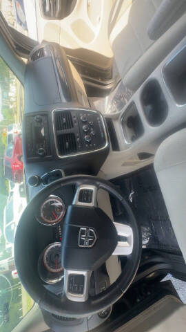 2012 Dodge Grand Caravan SXT