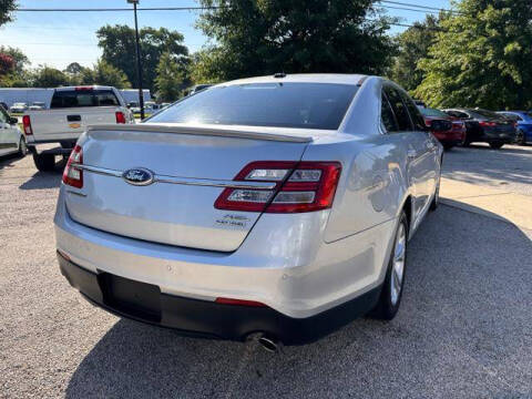 2013 Ford Taurus SEL