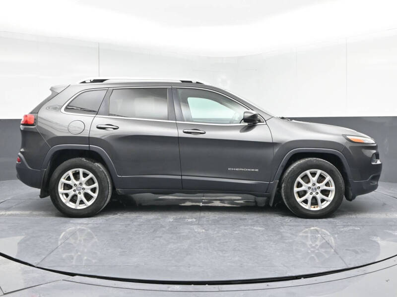 2016 Jeep Cherokee
