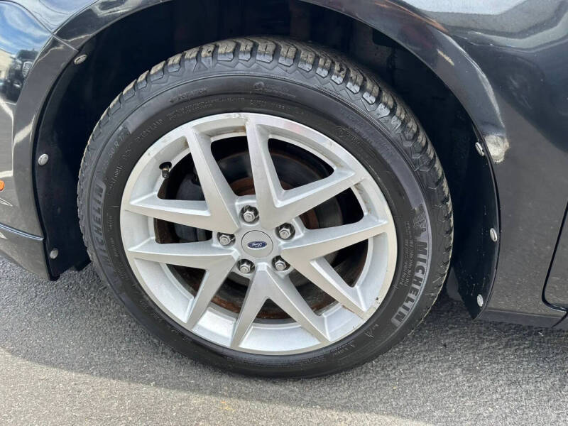 2011 Ford Fusion SEL