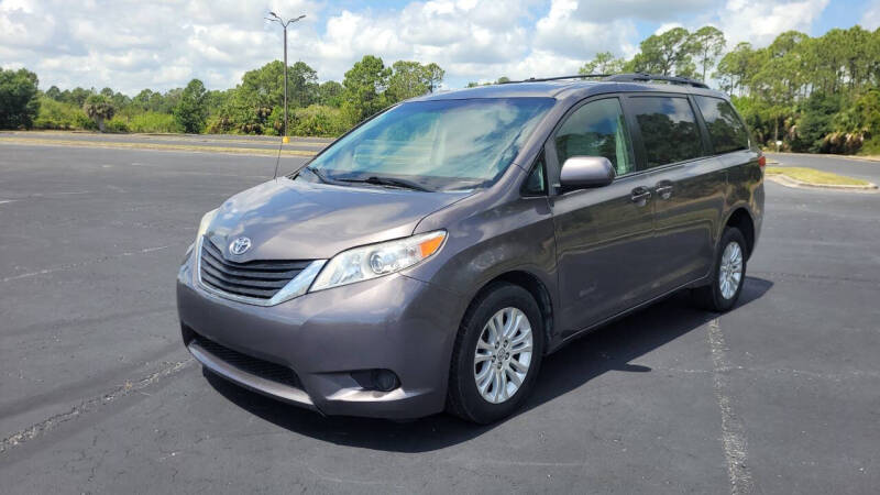 2012 Toyota Sienna XLE Mobility 7-Passenger