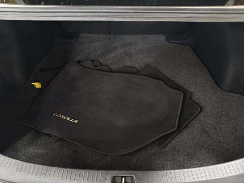 2021 Toyota Corolla Hybrid LE