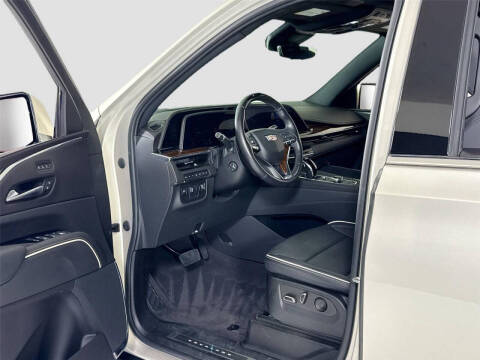 2022 Cadillac Escalade Premium Luxury