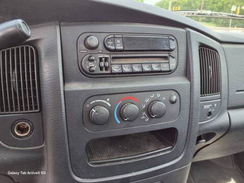 2004 Dodge Ram 3500 SLT