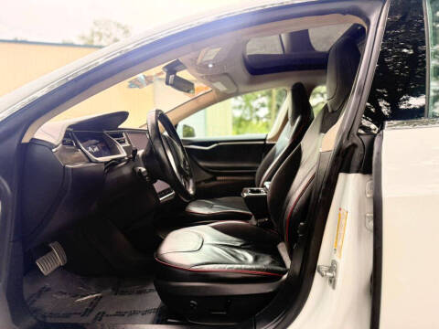 2013 Tesla Model S Performance