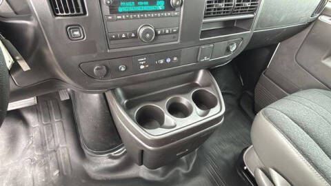 2024 GMC Savana 2500