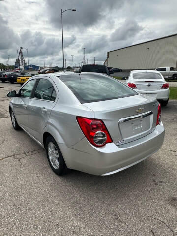 2015 Chevrolet Sonic LT Auto