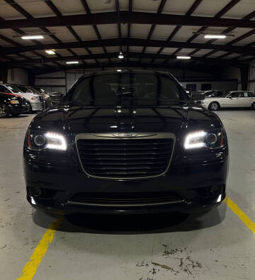 2014 Chrysler 300 C John Varvatos Limited Edition