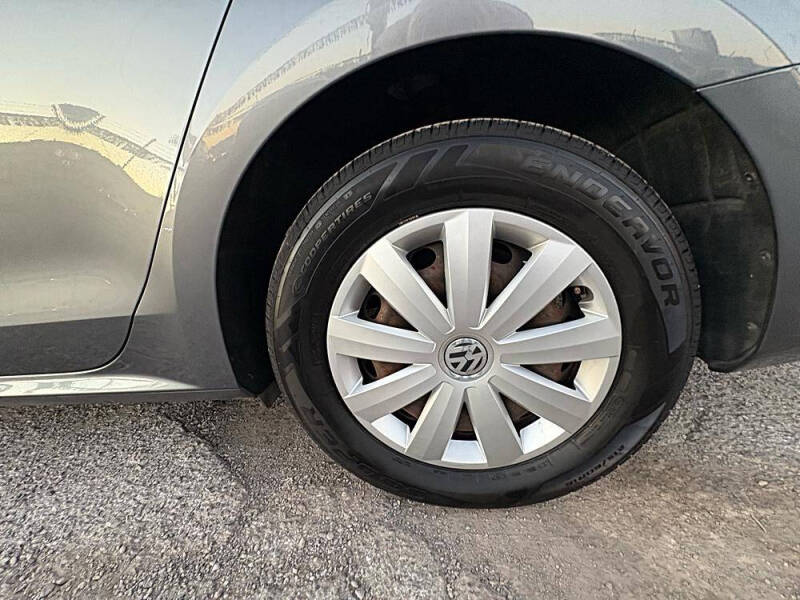 2012 Volkswagen Passat S PZEV