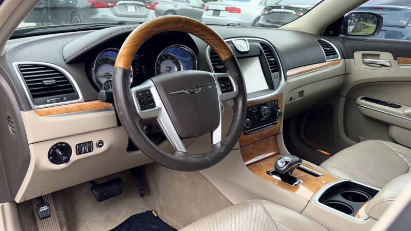 2014 Chrysler 300 C