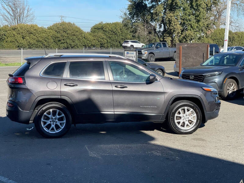 2018 Jeep Cherokee Latitude Plus